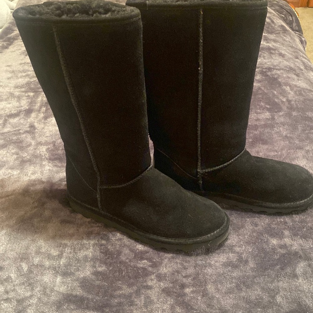 BEARPAW TALL BOOTS